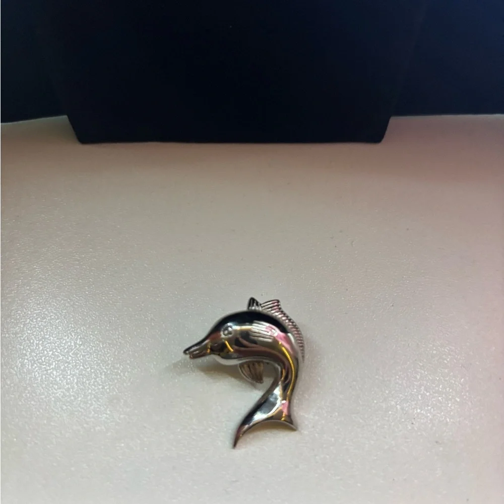 Silver Dolphin Charm Accent for Fish Decor - Sleek Silver Finish